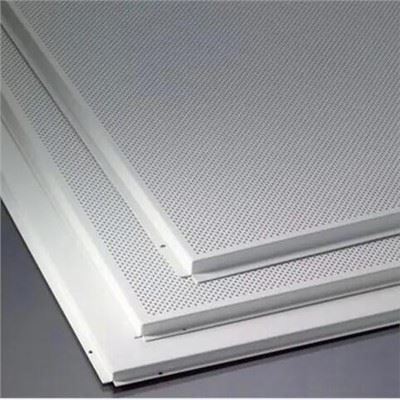 Aluminium do sufitu